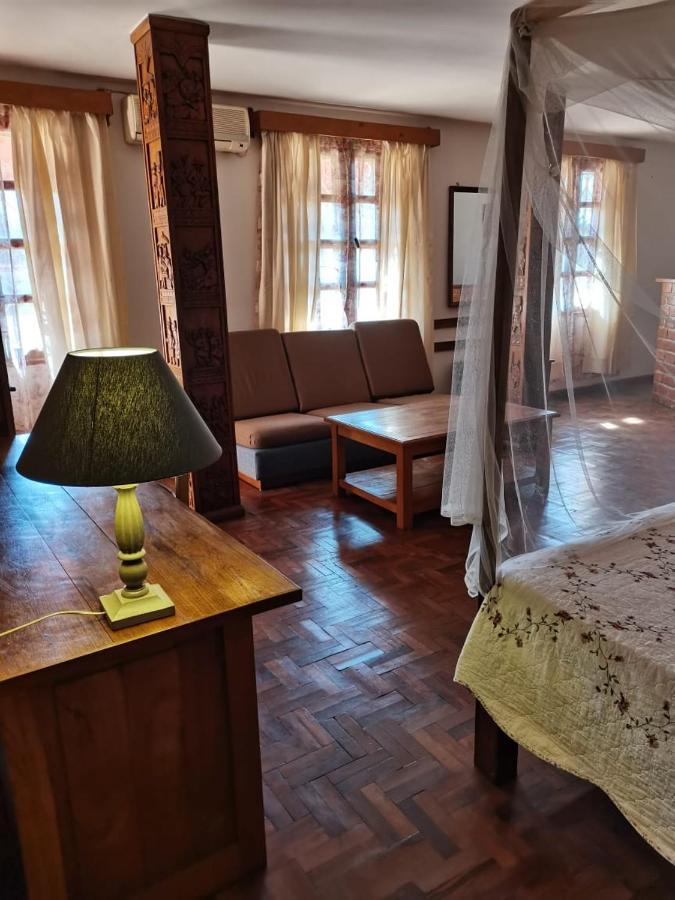 Hotel Mahavelo Antananarivo Eksteriør bilde